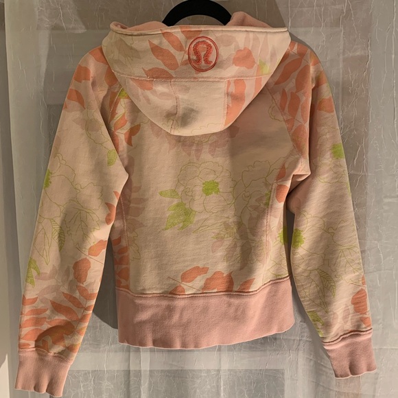 ✨Rare✨ Lululemon Peach Floral Scuba Hoodie - Picture 6 of 7